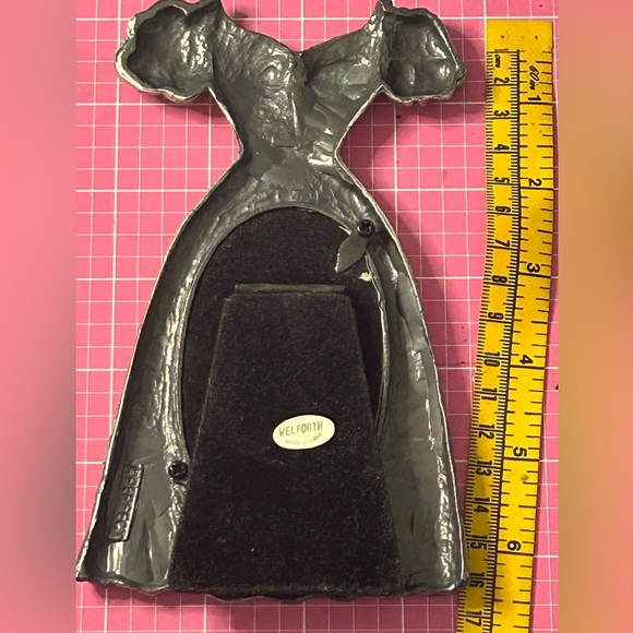 Welforth Silver Dress Photo Frame - Picture 9 of 15